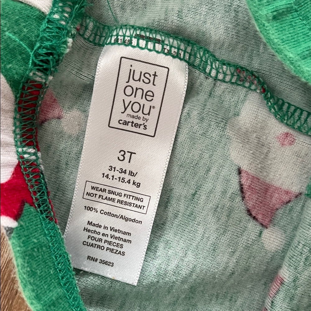 Carter’s Holiday Santa Print Kids Pajama Set - Picture 4 of 4